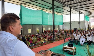 किताबों से दोस्ती करें विद्यार्थी ये लक्ष्य तक पहुंचाएगा- हरीश चौधरी