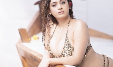 केनिशा अवस्थी के समर लुक ने हर तरफ तापमान बढ़ाया