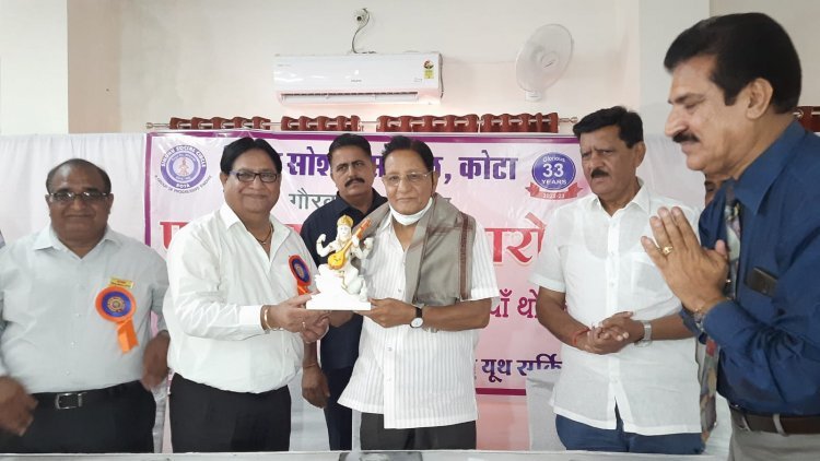 स्वायत्त शासन मंत्री ने की सिंधी समाज के पद स्थापना कार्यक्रम में शिरकत