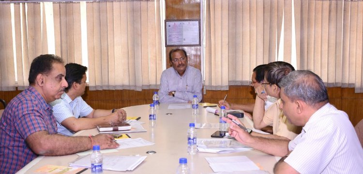राजसिको अध्यक्ष ने ली समीक्षा बैठक, लंबित कार्यो को गति देने के दिए निर्देश