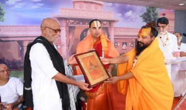 रामचरित मानस का सुमिरन बिना हवाई जहाज त्रिभुवन की यात्रा कराता है : मोरारीबापु