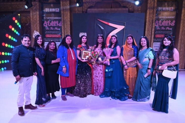 भारत की नारी सब पर भारी ग्रुप के लिए किया गया क्वीनस ऑन दी फ्लोर का आयोजन
