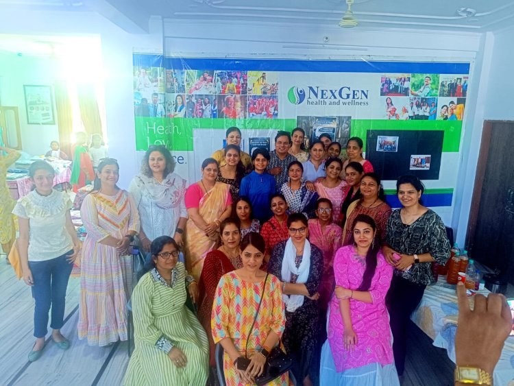 भारत की नारी सब पर भारी ग्रुप की तरफ से फ्री एग्जिबिशन का सफल आयोजन।