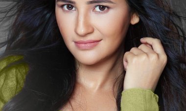 सिंगर हरिहरण के बेटे के साथ फ़िल्म 'प्यार है तो है' से सिनेमा जगत में लॉन्च हो रही हैं अदाकारा पाणि कश्यप