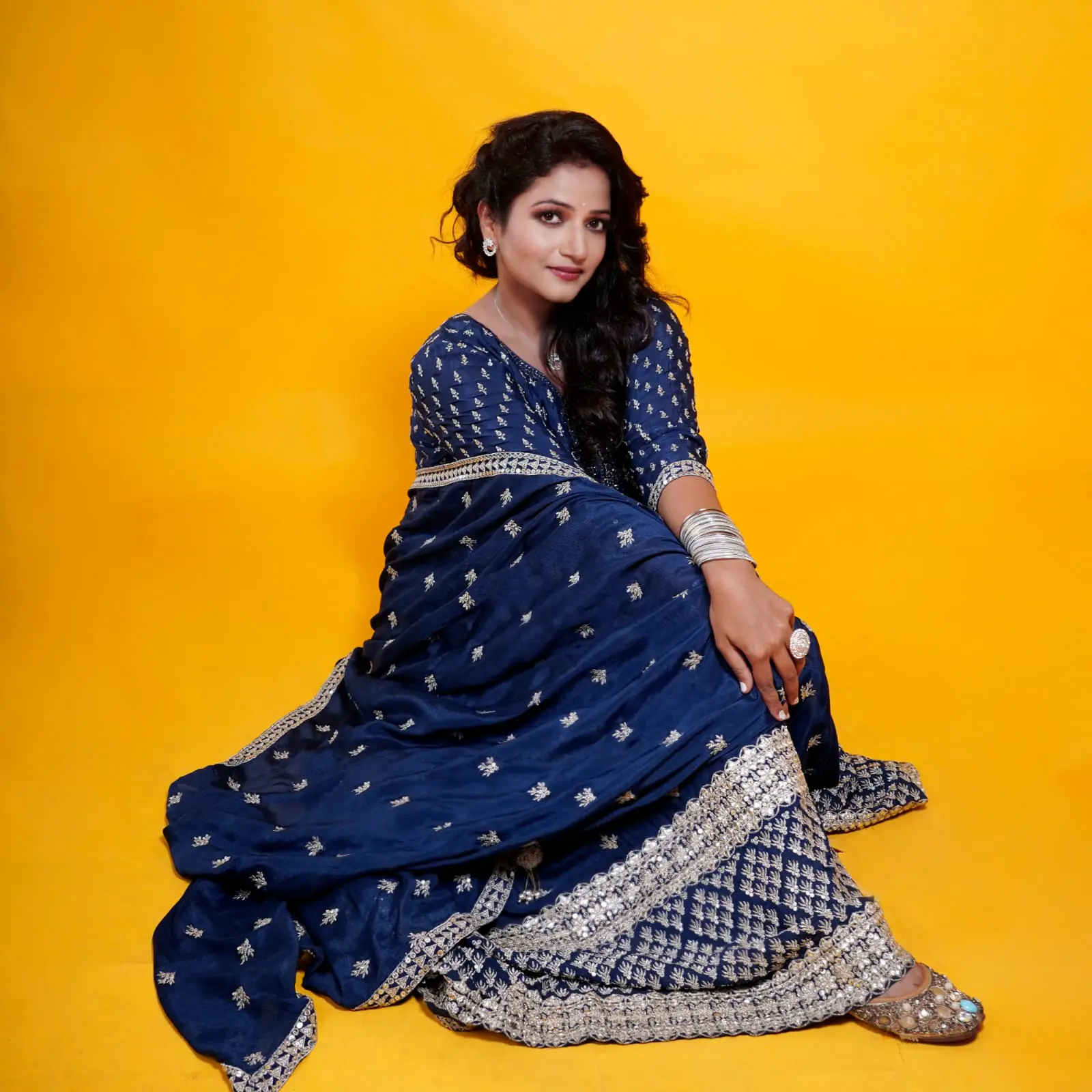 'यारा सीली सीली' में नई जान फूकेंगी प्रसिद्ध गायिका अनुजा सहाय