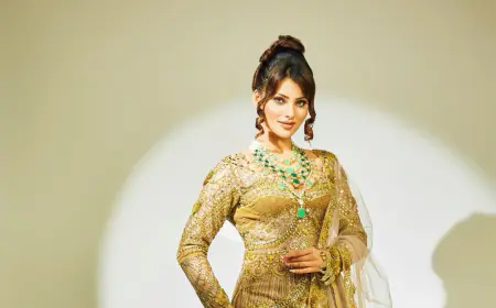 ब्रेकिंग!आरपी के आईपीएल डेब्यू से पहले उर्वशी रौतेला चिलचिलाती धूप तारा बाबा कुटिया में 46 किमी तक नंगे पैर चलीं