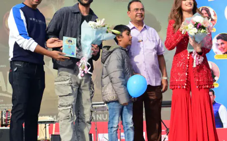 सोनू सूद-जैकलीन फर्नांडिस की मलाड मस्ती में धमाकेदार एंट्री 