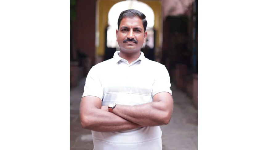 मेवाड़ की धरती से समाज को नई क्रांति का धावक नीरज प्रजापत