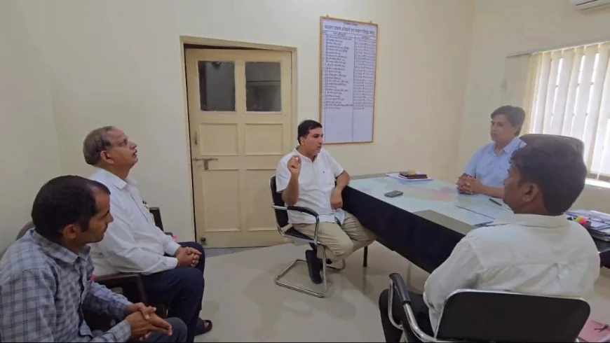 ट्रांसमिशन लाइन से प्रभावित किसानों को मिले पांच गुना मुआवज़ा: हरीश चौधरी