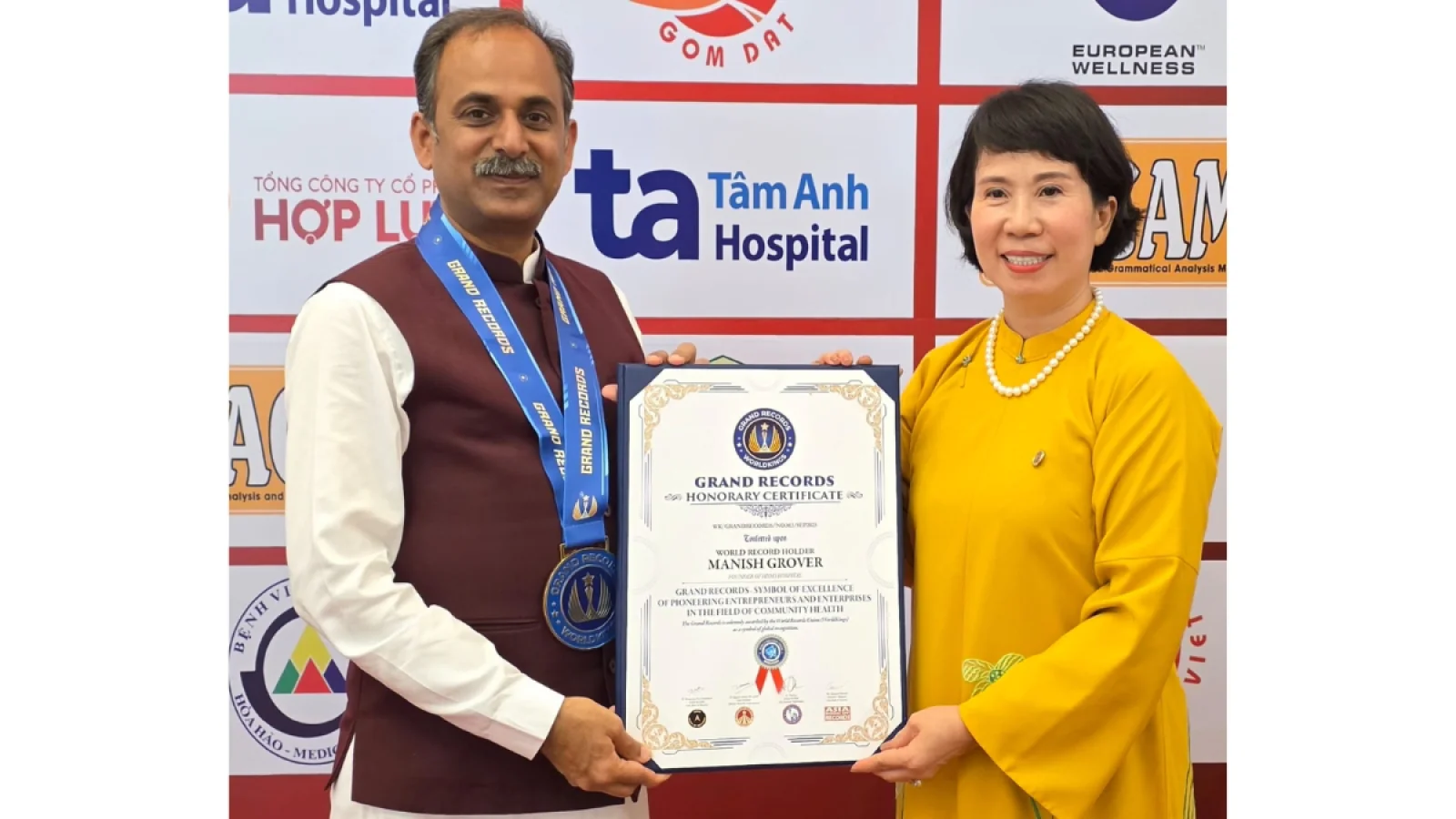 आचार्य मनीष जी को 54वें वियतनामी दीक्षांत समारोह में वर्ल्ड रिकॉर्ड सम्मान